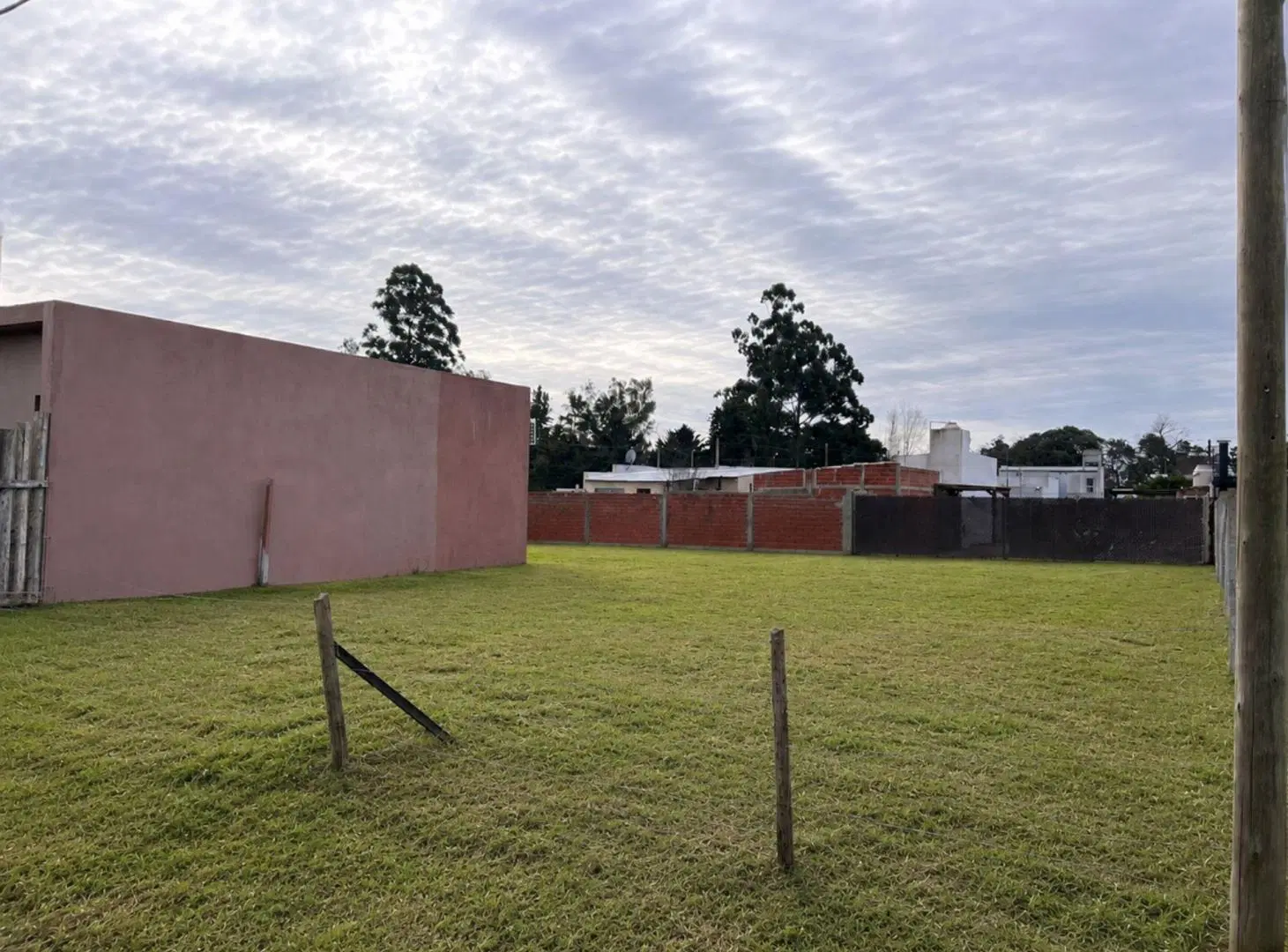 LOTE DE 12X32 EN LOS PORTEÑOS ESCRITURADO 2