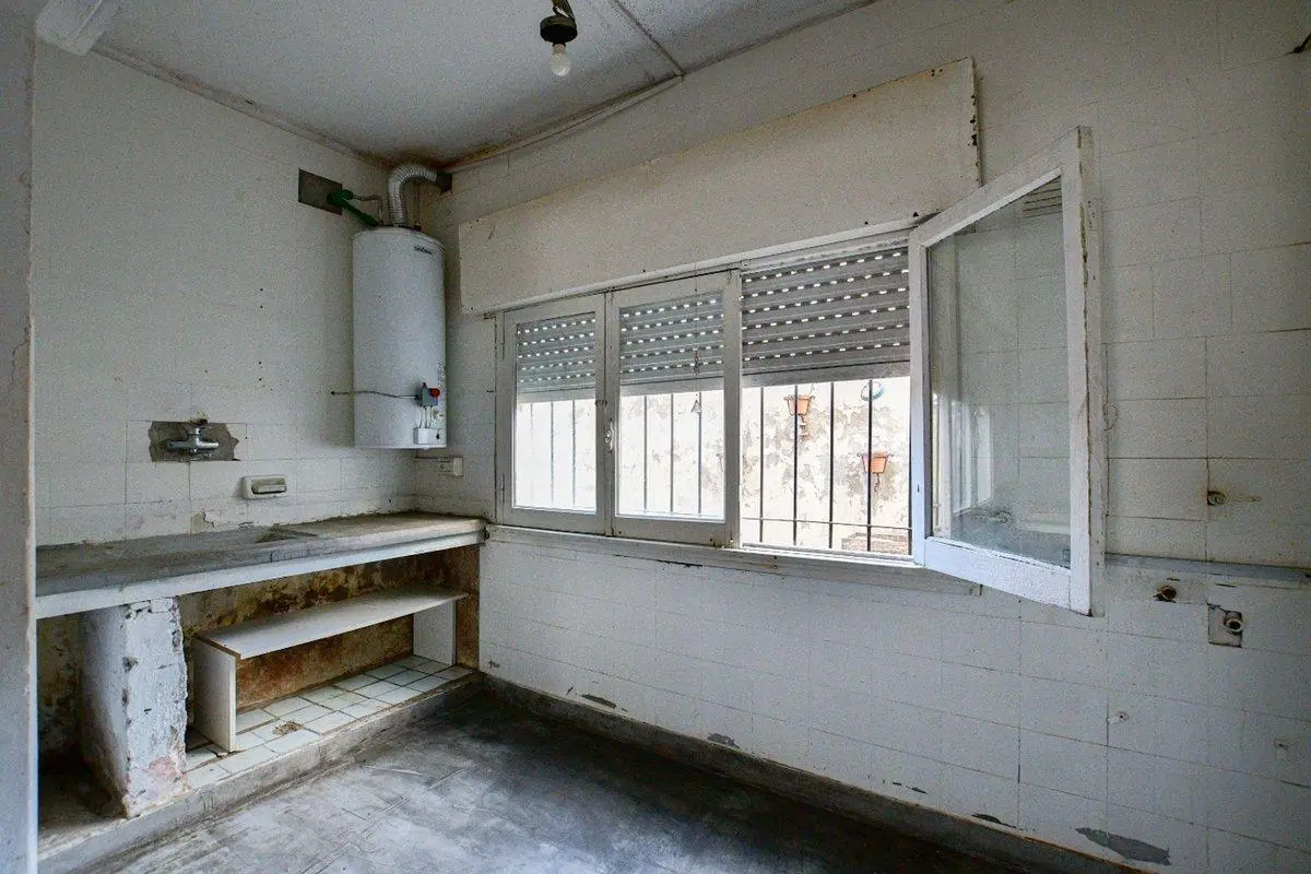 VENTA CASA A REFACCIONAR, OPORTUNIDAD! 5