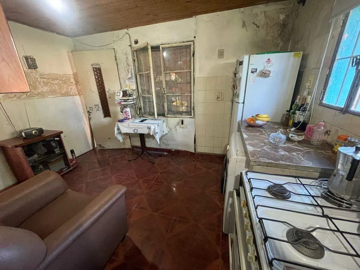 CASA EN VENTA EN BARRIO EL CARMEN, LA PLATA 8
