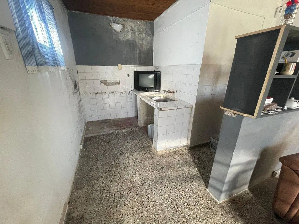 CASA EN VENTA EN BARRIO EL CARMEN, LA PLATA 4