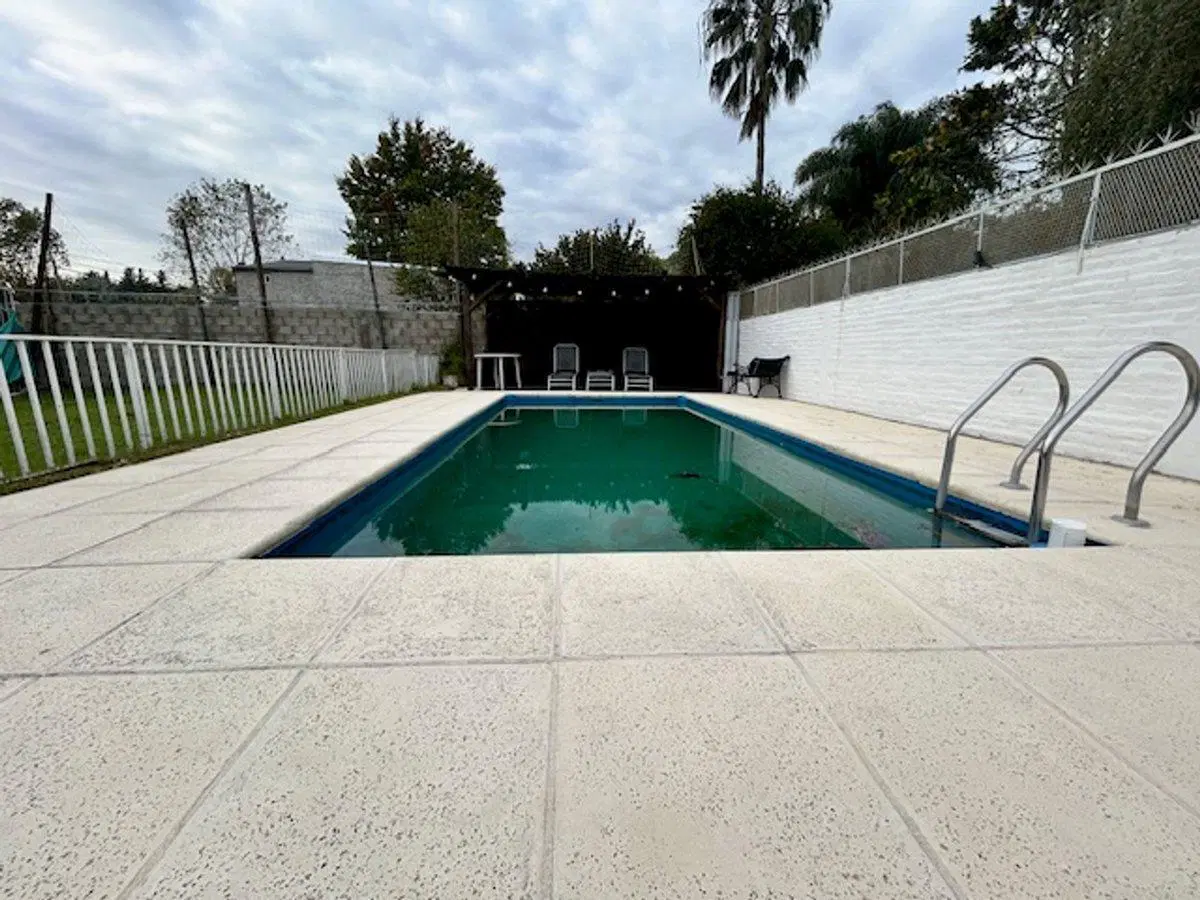EL PATO CASA CON LOCALES EN VENTA 4