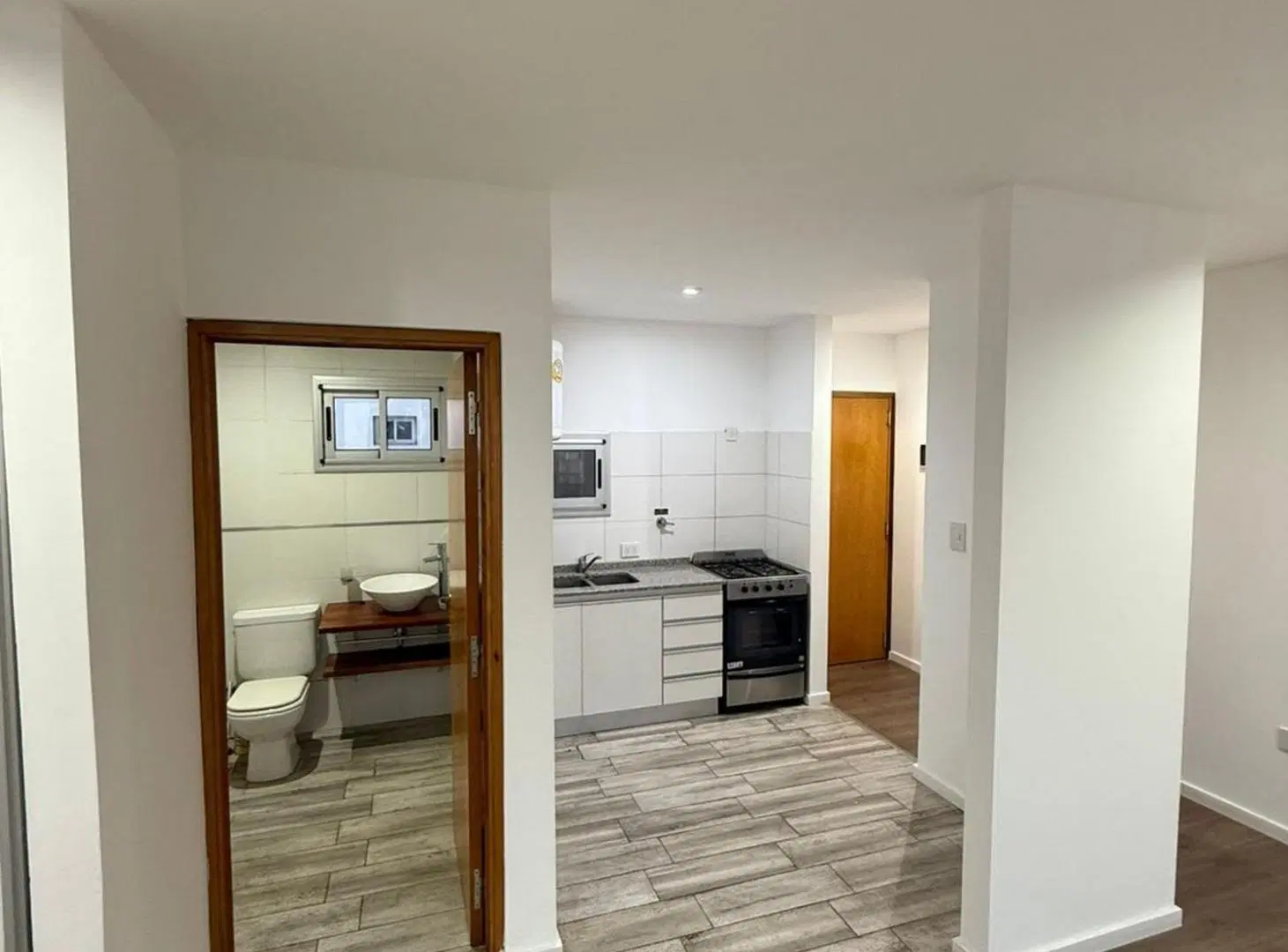 MONOAMBIENTE EN VENTA - LA PLATA 5