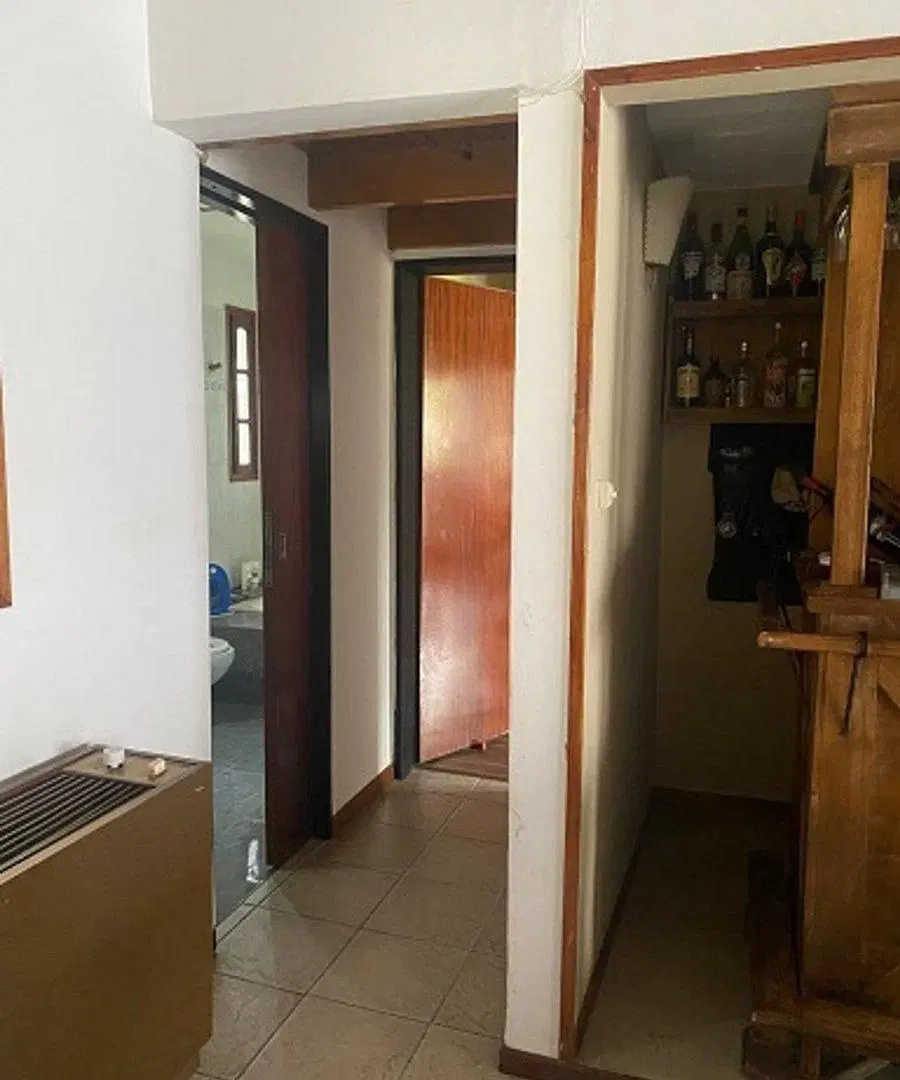 Venta Casa 3 Dormitorios. Parque - Pileta. Cochera 8