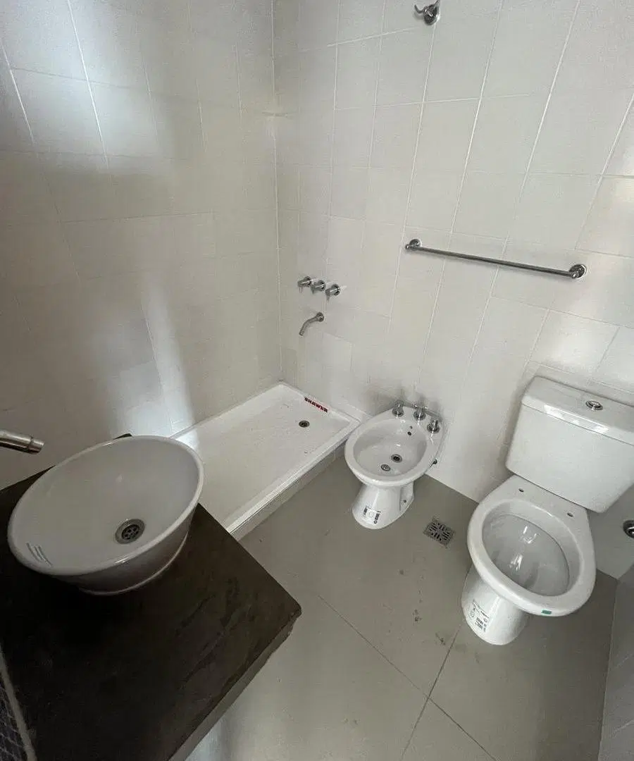 Venta de departamento de 2 dormitorios en La Plata 3