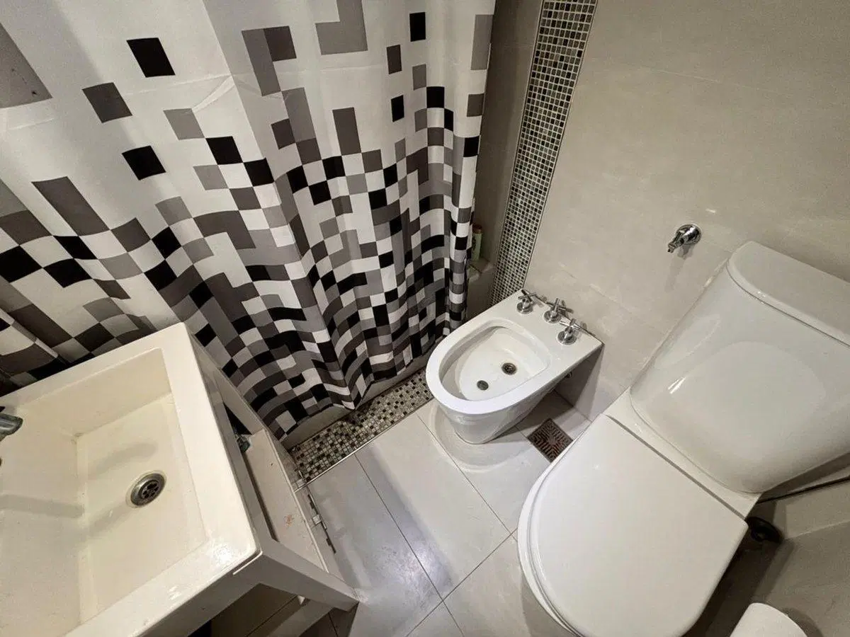 Venta de duplex con terraza privada en La Plata 8