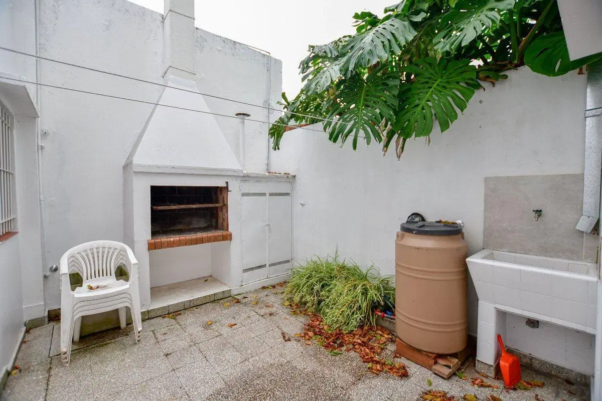 Venta Casa 3 dormitorios Apto Banco La Plata 3