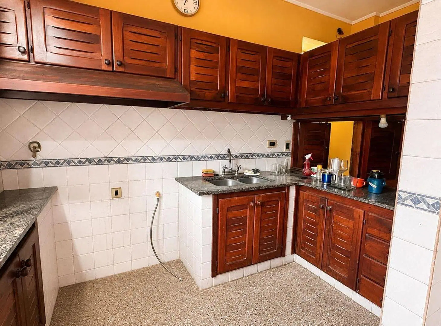 CASA EN VENTA BERISO 3 DORMITORIOS CON COCHERA 8