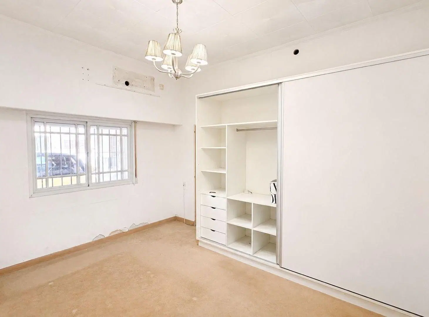 CASA EN VENTA BERISO 3 DORMITORIOS CON COCHERA 4