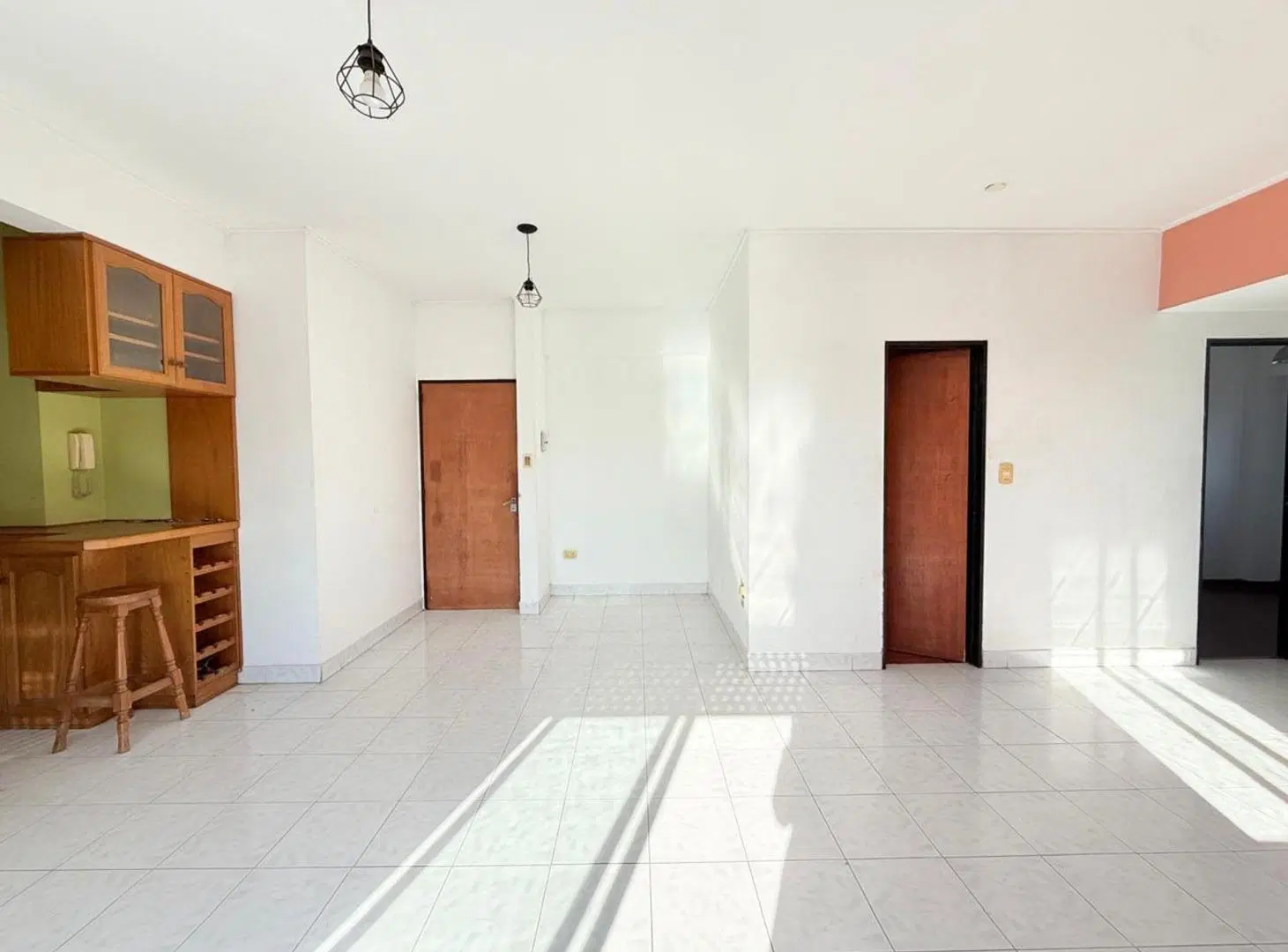 Departamento de 2 dormitorios con cochera La Plata 3