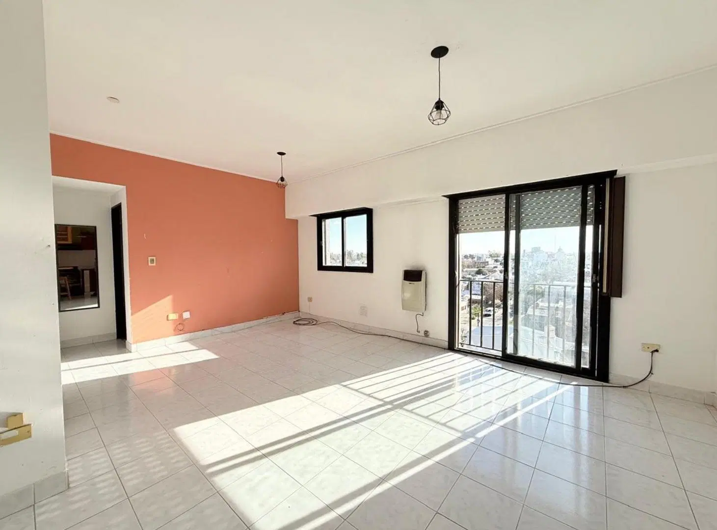 Departamento de 2 dormitorios con cochera La Plata 2