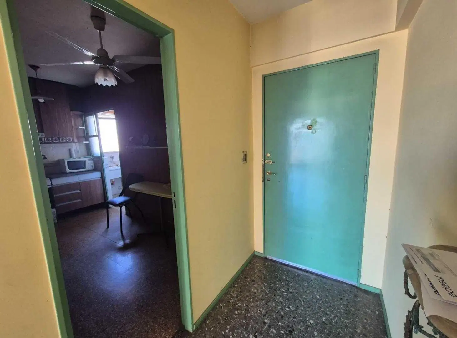 DEPARTAMENTO SEMIPISO 3 AMBIENTES  BARRACAS 4