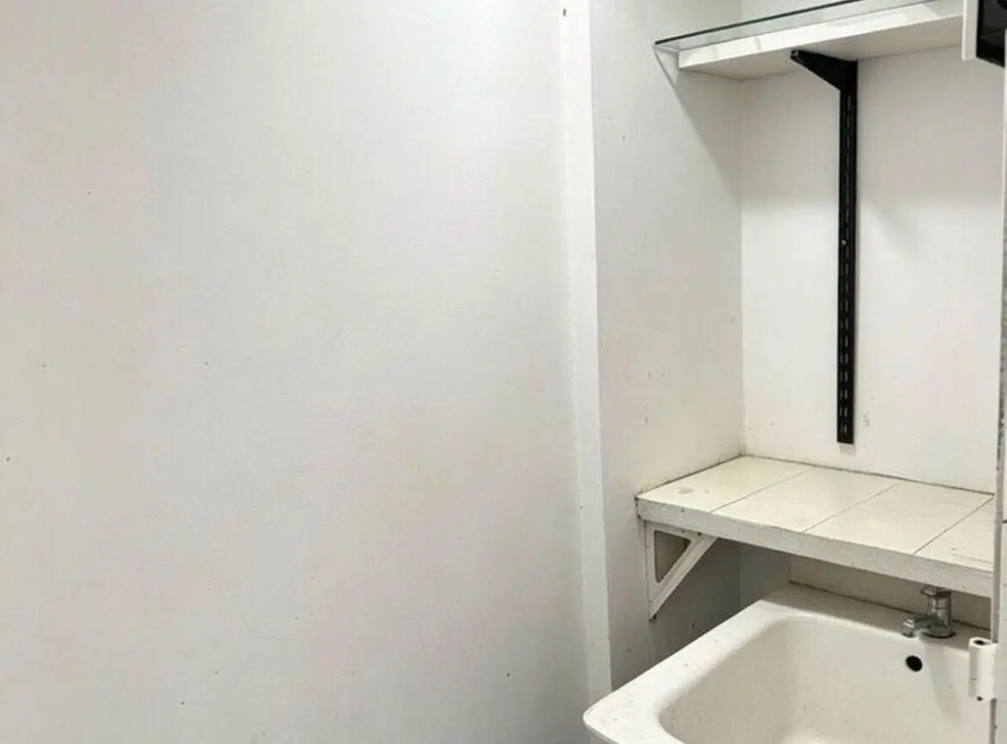 LOCAL EN VENTA - LOS HORNOS 3