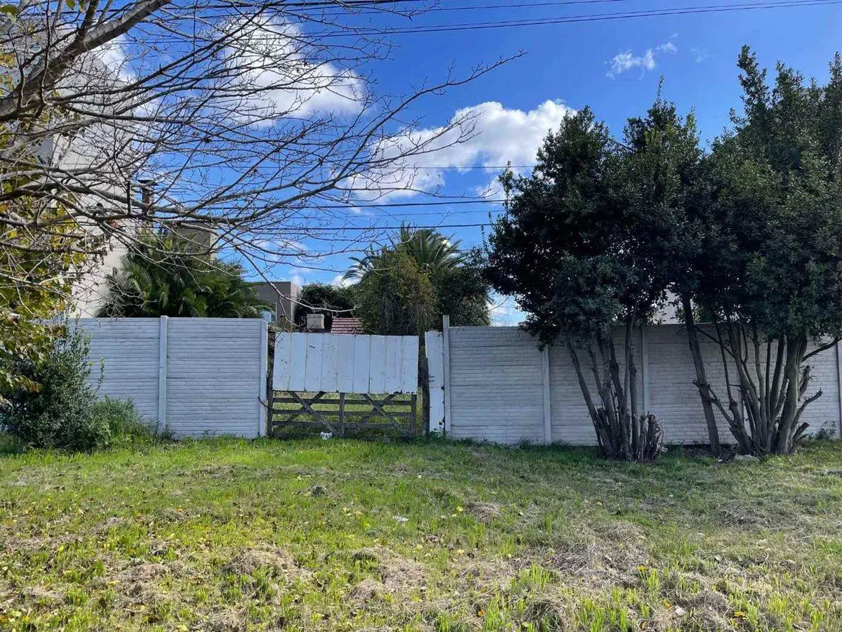 Lote Venta en Gonnet. 3