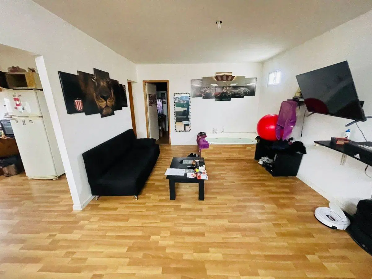 LOCAL EN VENTA LA PLATA 3
