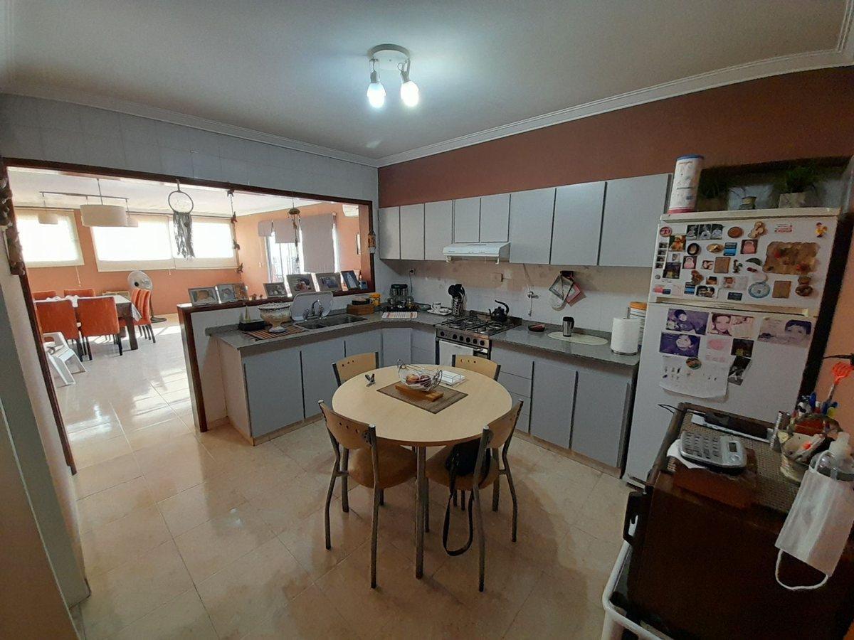 Foto de LOCAL EN VENTA CON VIVIENDA, imagen 1