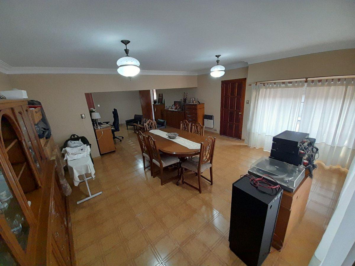 Foto de LOCAL EN VENTA CON VIVIENDA, imagen 2