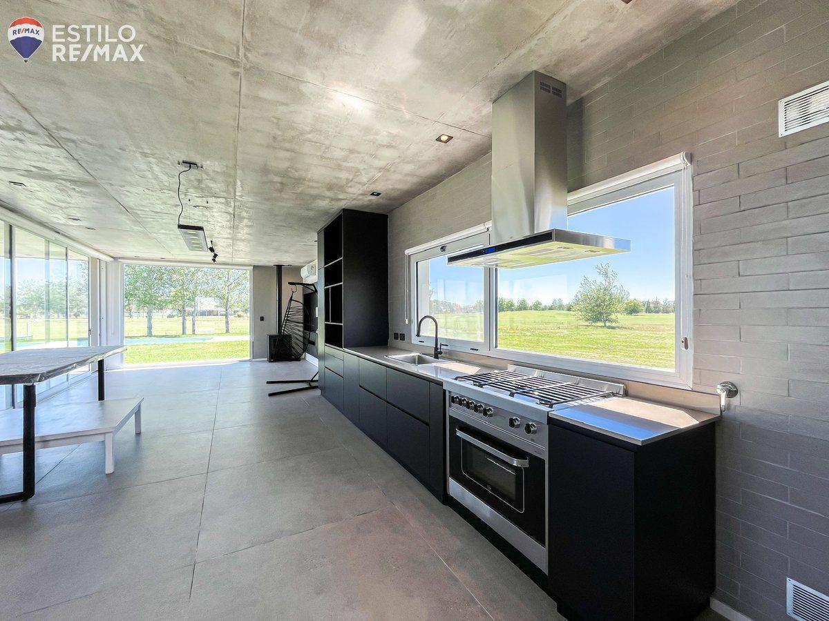 Foto de CASA EN HARAS DEL SUR III BARRIO PALMERAS C/PILETA, imagen 5