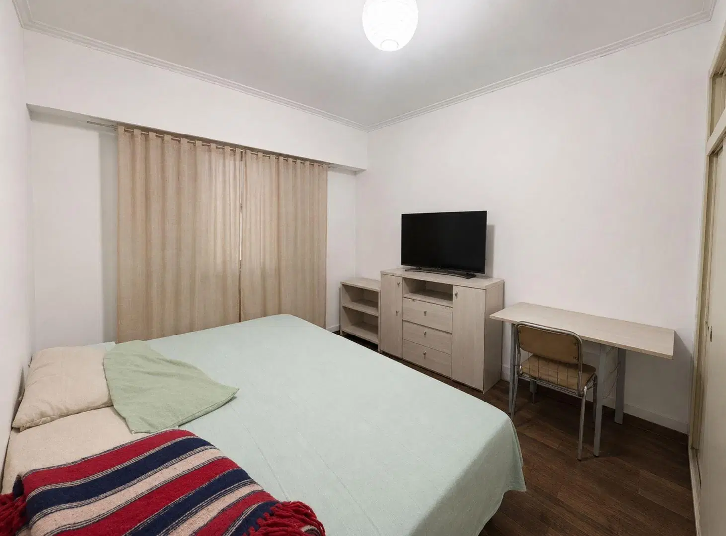 Venta de departamento de 2 dormitorios en La Plata 5