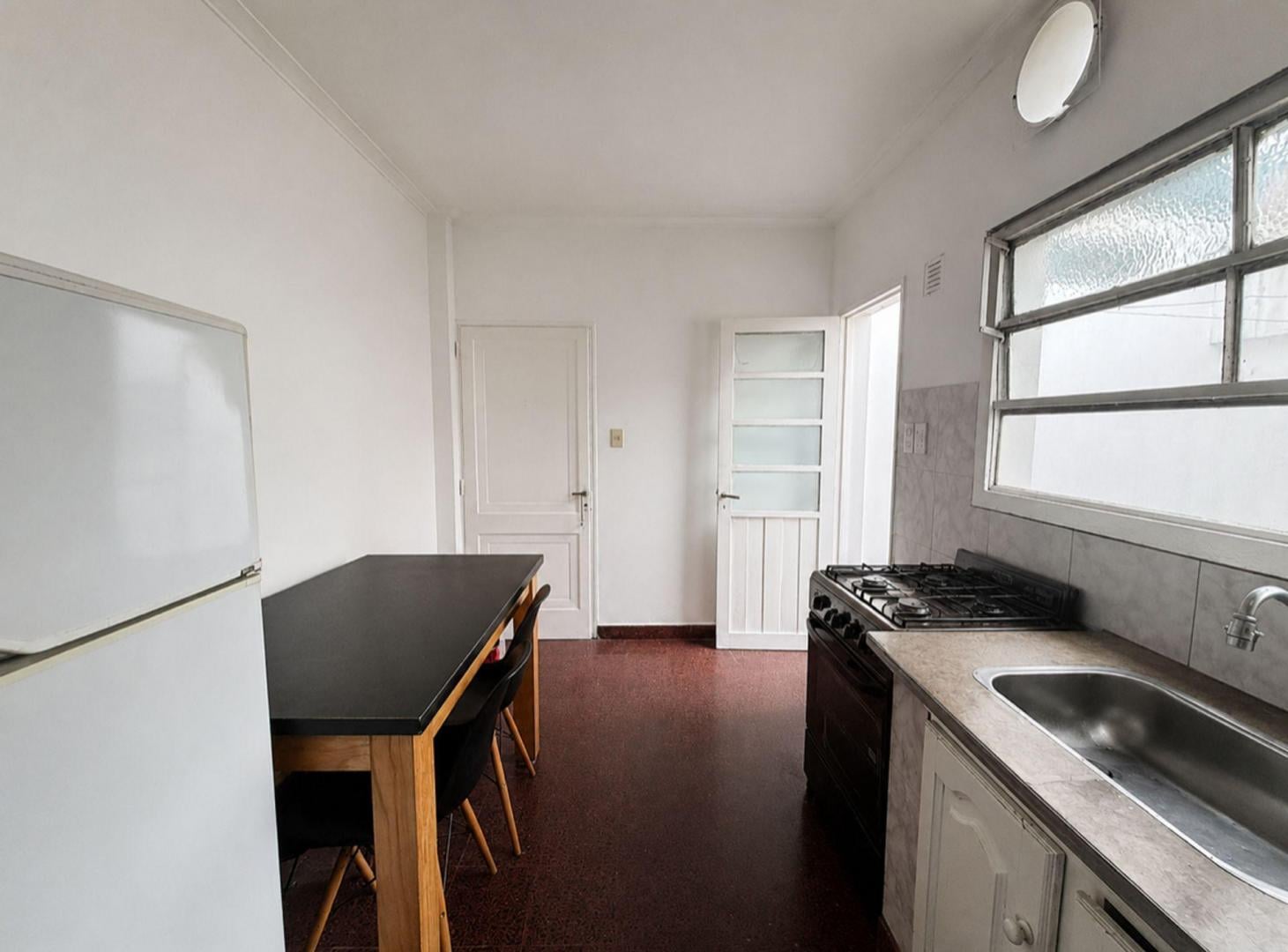 Foto de Venta de departamento de 2 dormitorios en La Plata, imagen 1