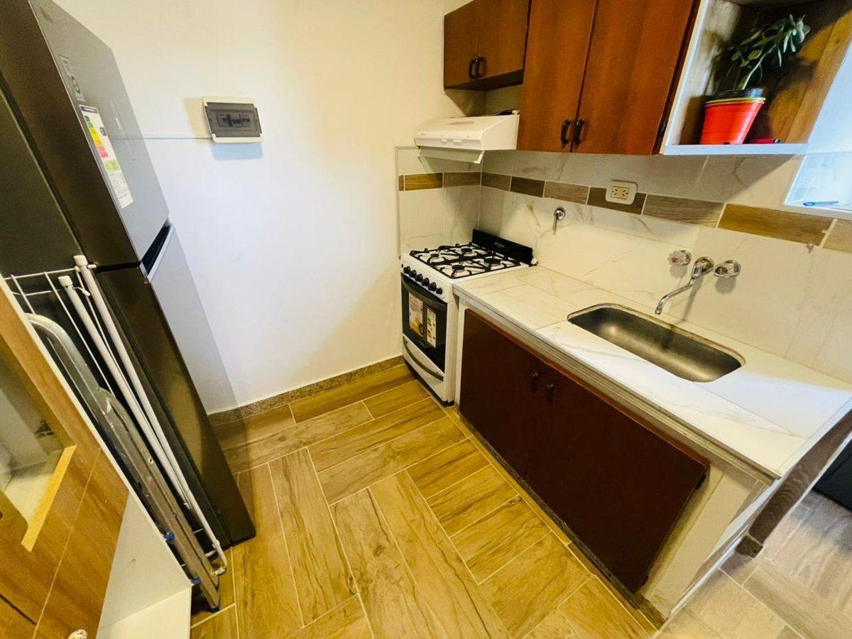 Foto de DEPARTAMENTO EN VENTA 2 DORM CON COCHERA, imagen 5