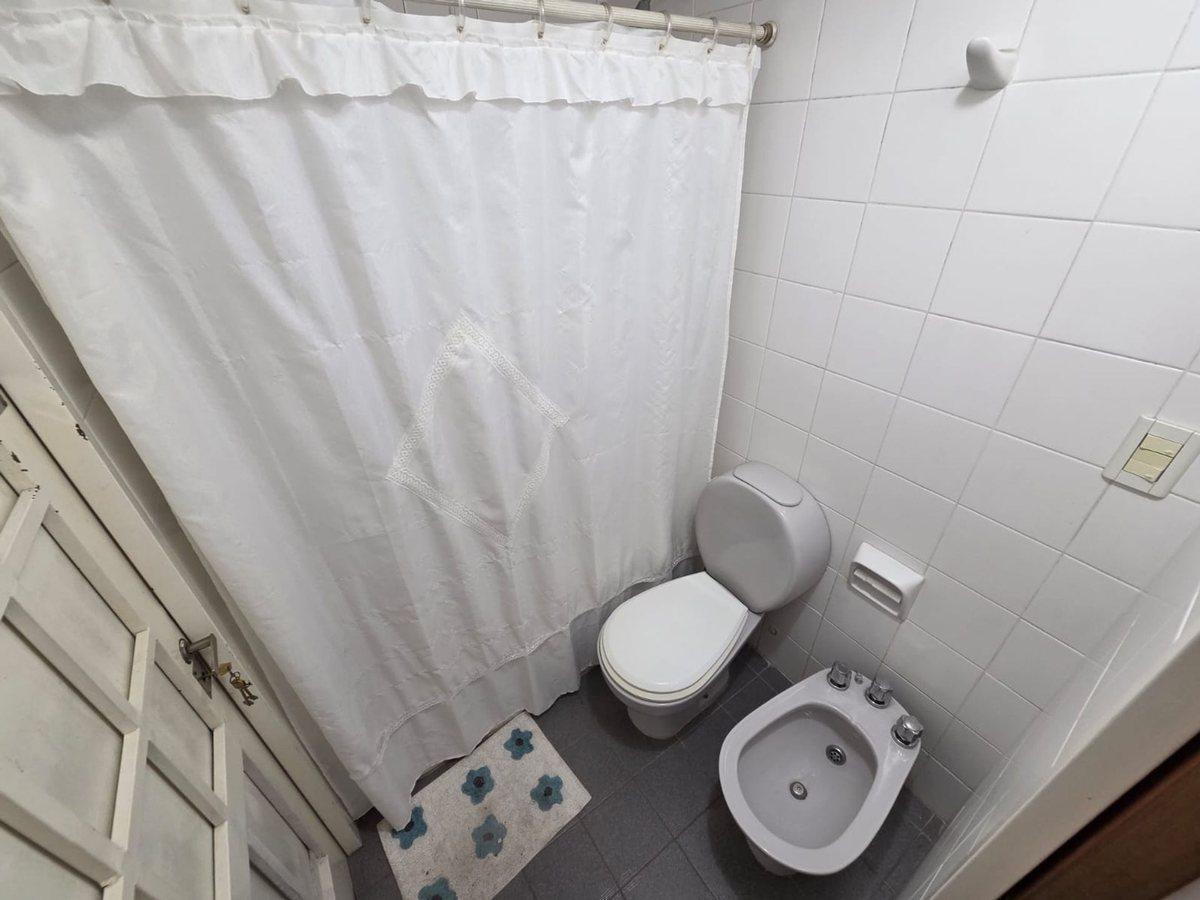 Foto de CASA DE 3 DORMITORIOS CON PATIO Y COCHERA, imagen 1