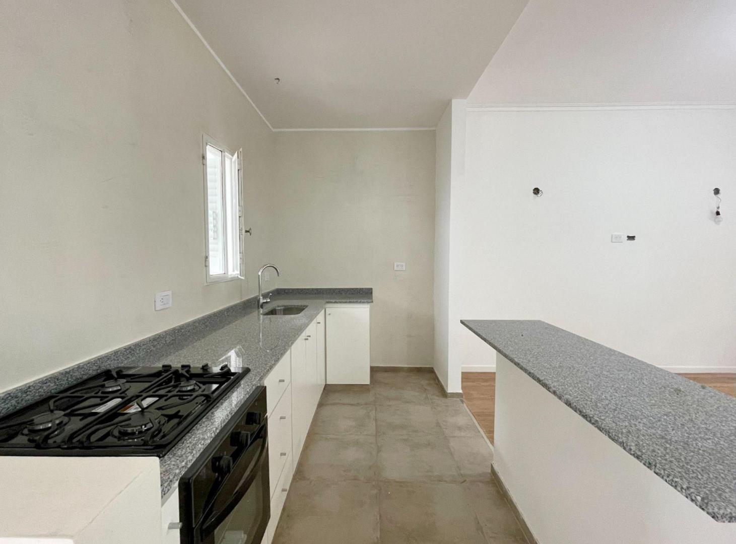Foto de PH en VENTA, PB, 2 DORMITORIOS Y PATIO, imagen 1