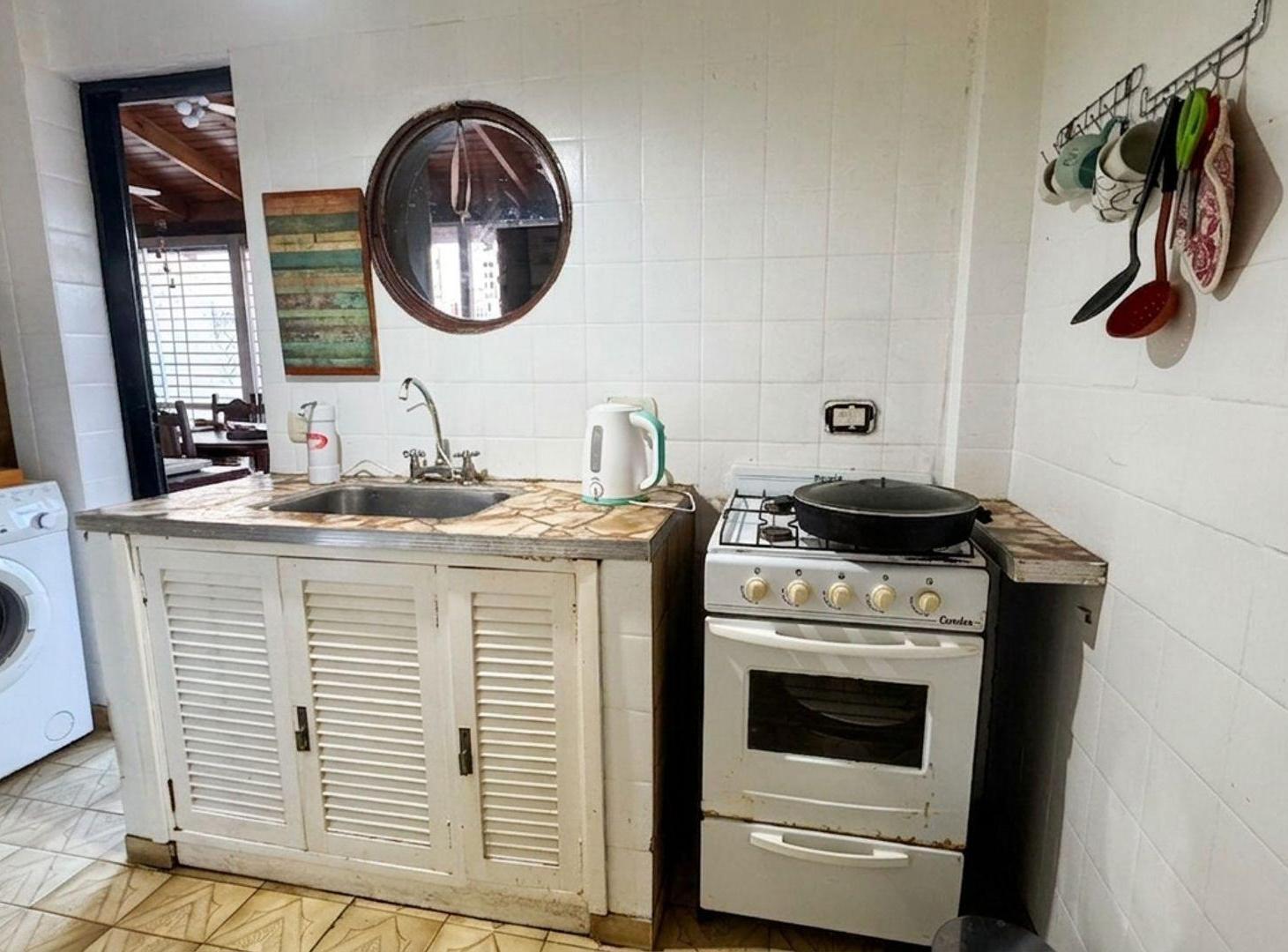 Foto de DEPARTAMENTO DE DOS DORMITORIOS, QUINCHO Y TERRAZA, imagen 5