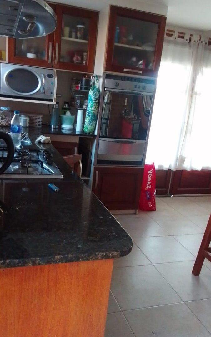 Foto de CASA EN VENTA BARRIO SAN CAYETANO, CHASCOMUS, imagen 2