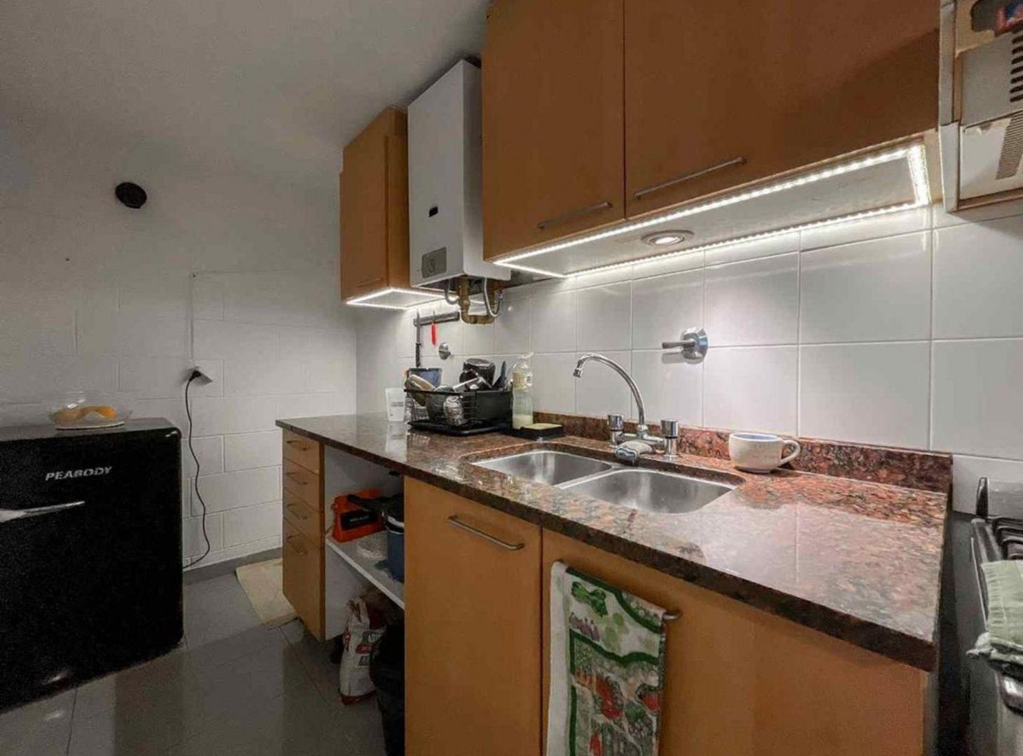 Foto de PH EN VENTA 2 DORMITORIOS - LA PLATA, imagen 3