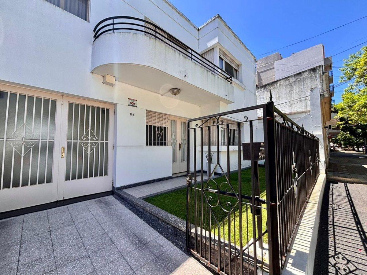 Foto de Venta de casa en barrio norte con jardin, imagen 3