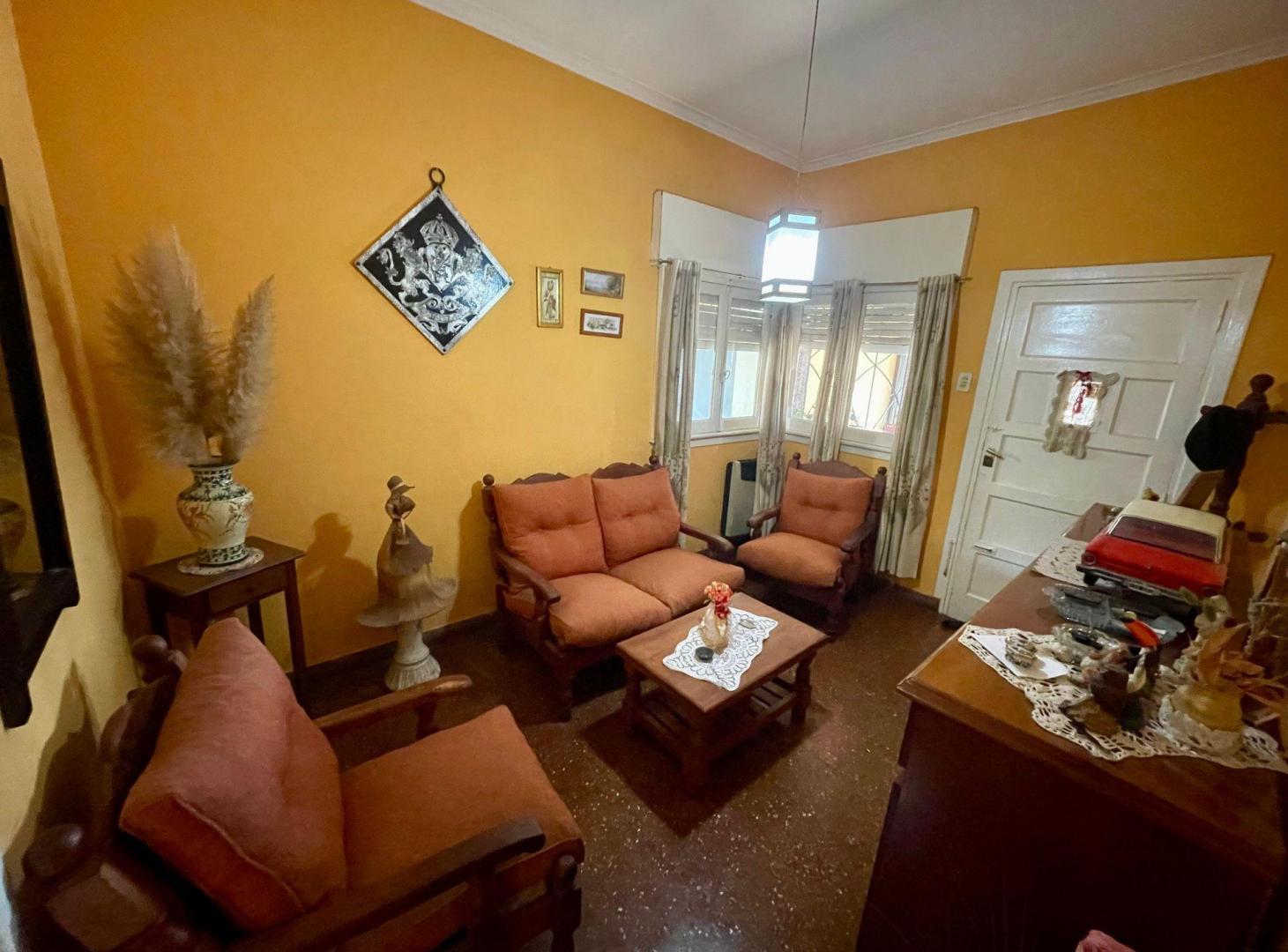 Foto de CASA EN BLOQUE CON DEPARTAMENTO EN VENTA EN TOLOSA, imagen 4