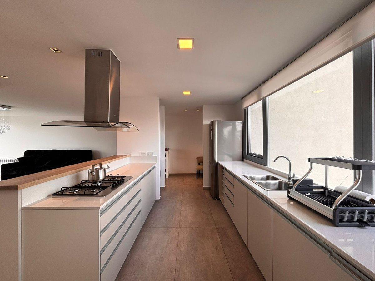 Foto de Venta de departamento de 3 dormitorios en La Plata, imagen 1