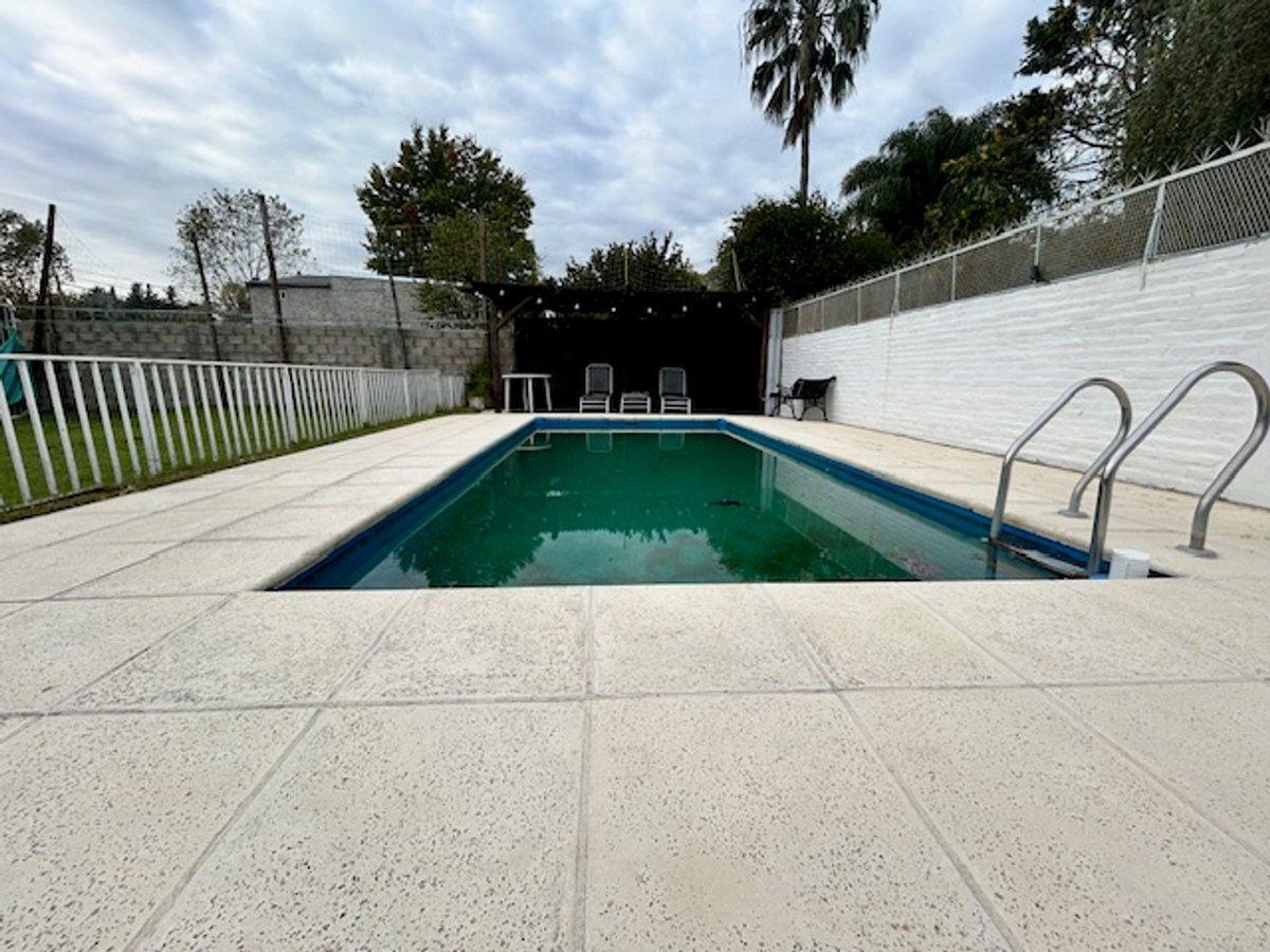 Foto de EL PATO CASA CON LOCALES EN VENTA, imagen 2
