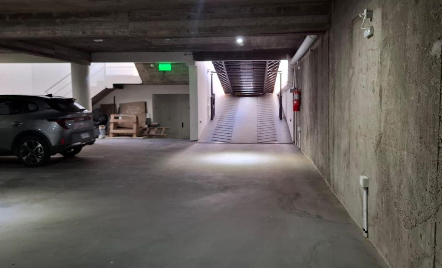 Foto de COCHERA DESCUBIERTA EN VENTA, imagen 4