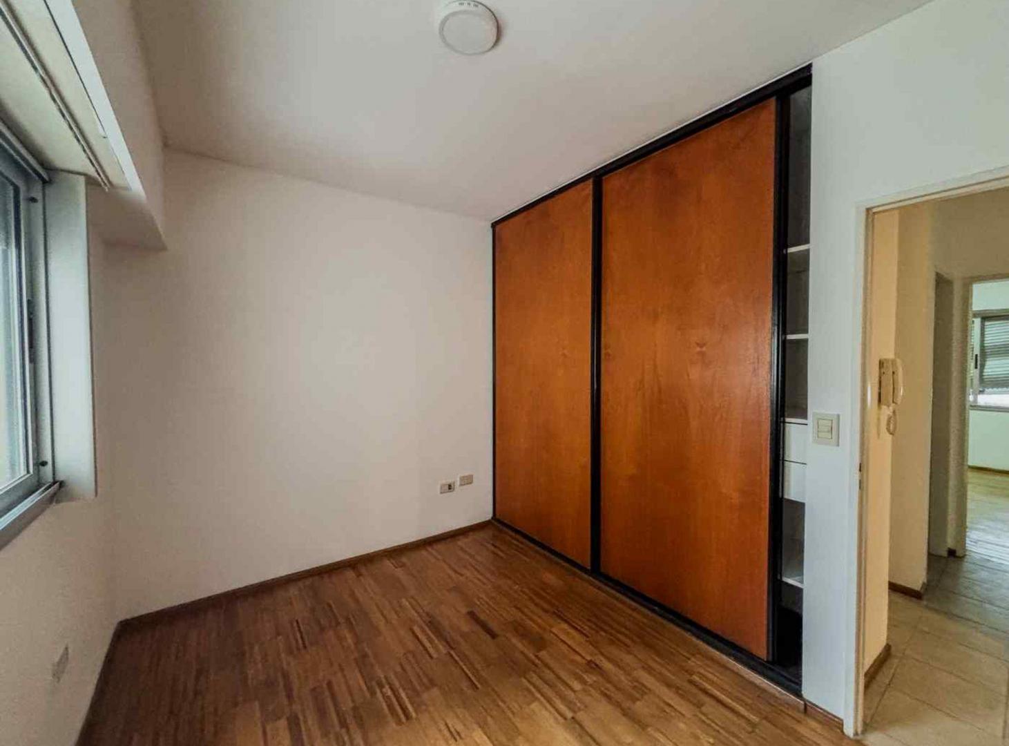 Foto de DUPLEX 2 DORMITORIOS CON COCHERA EN VENTA LA PLATA, imagen 5
