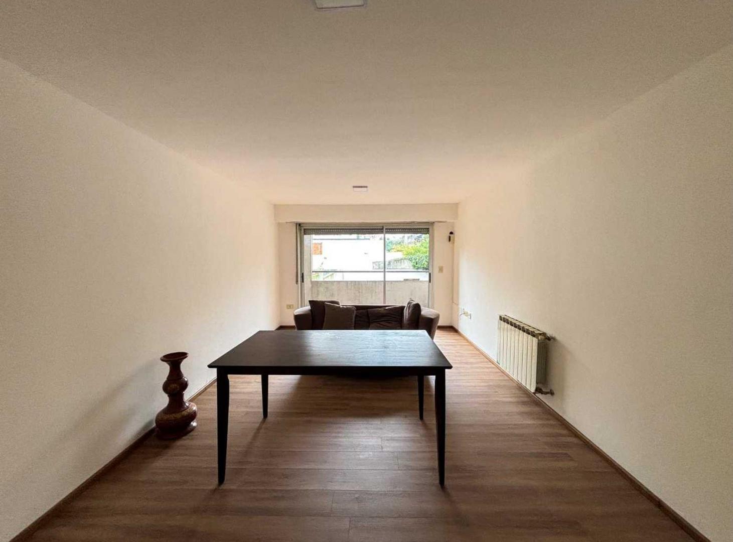 Foto de DUPLEX 2 DORMITORIOS CON COCHERA EN VENTA LA PLATA, imagen 2