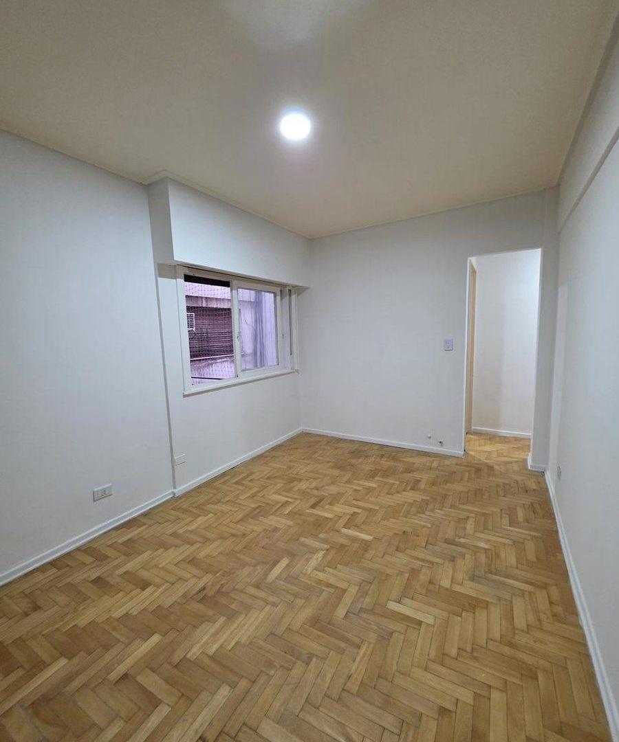 Foto de Departamento en venta dos dormitorios, Villa Luro, imagen 2