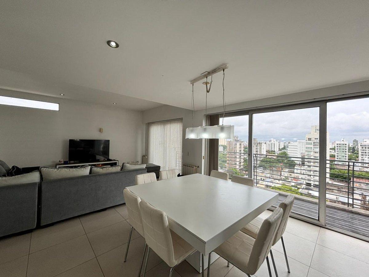 Foto de Venta de duplex con terraza privada en La Plata, imagen 2