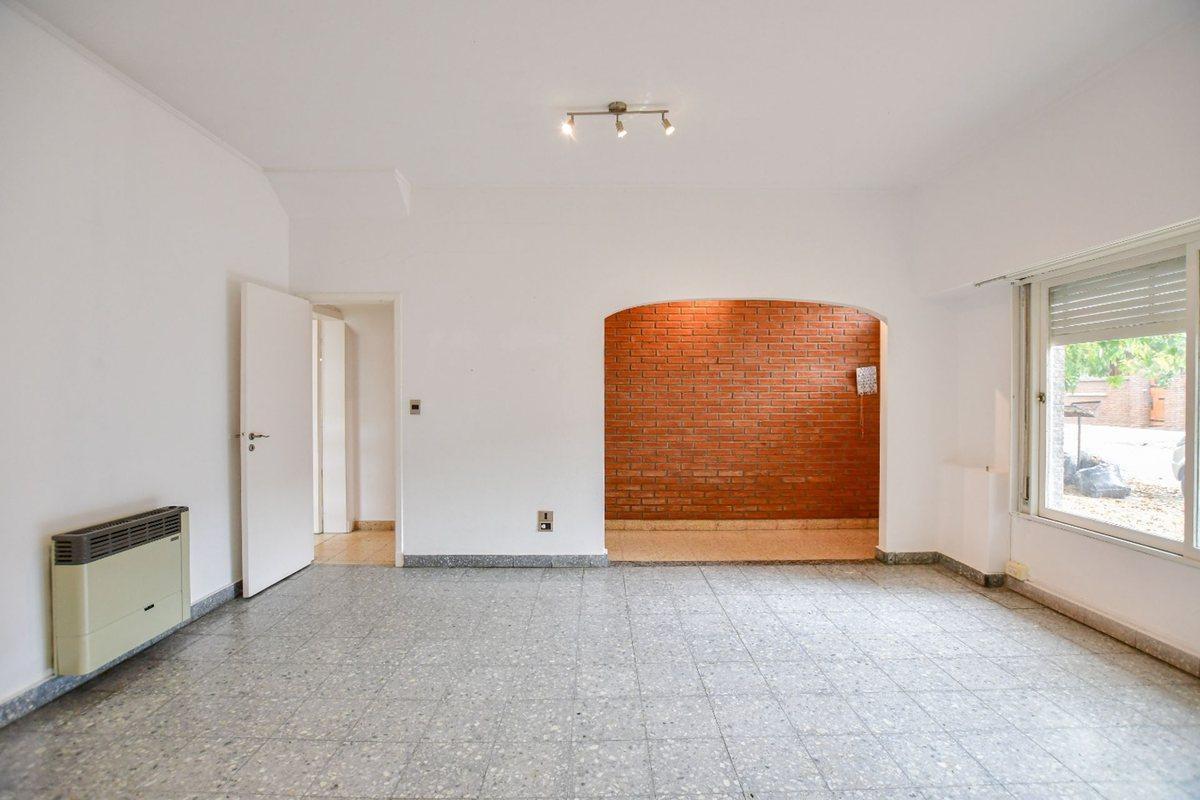 Foto de Venta Casa 3 dormitorios Apto Banco La Plata, imagen 5