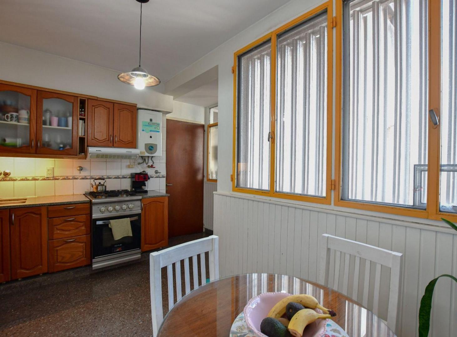 Foto de DEPARTAMENTO EN VENTA DE DOS DORMITORIOS Y BALCÓN, imagen 5