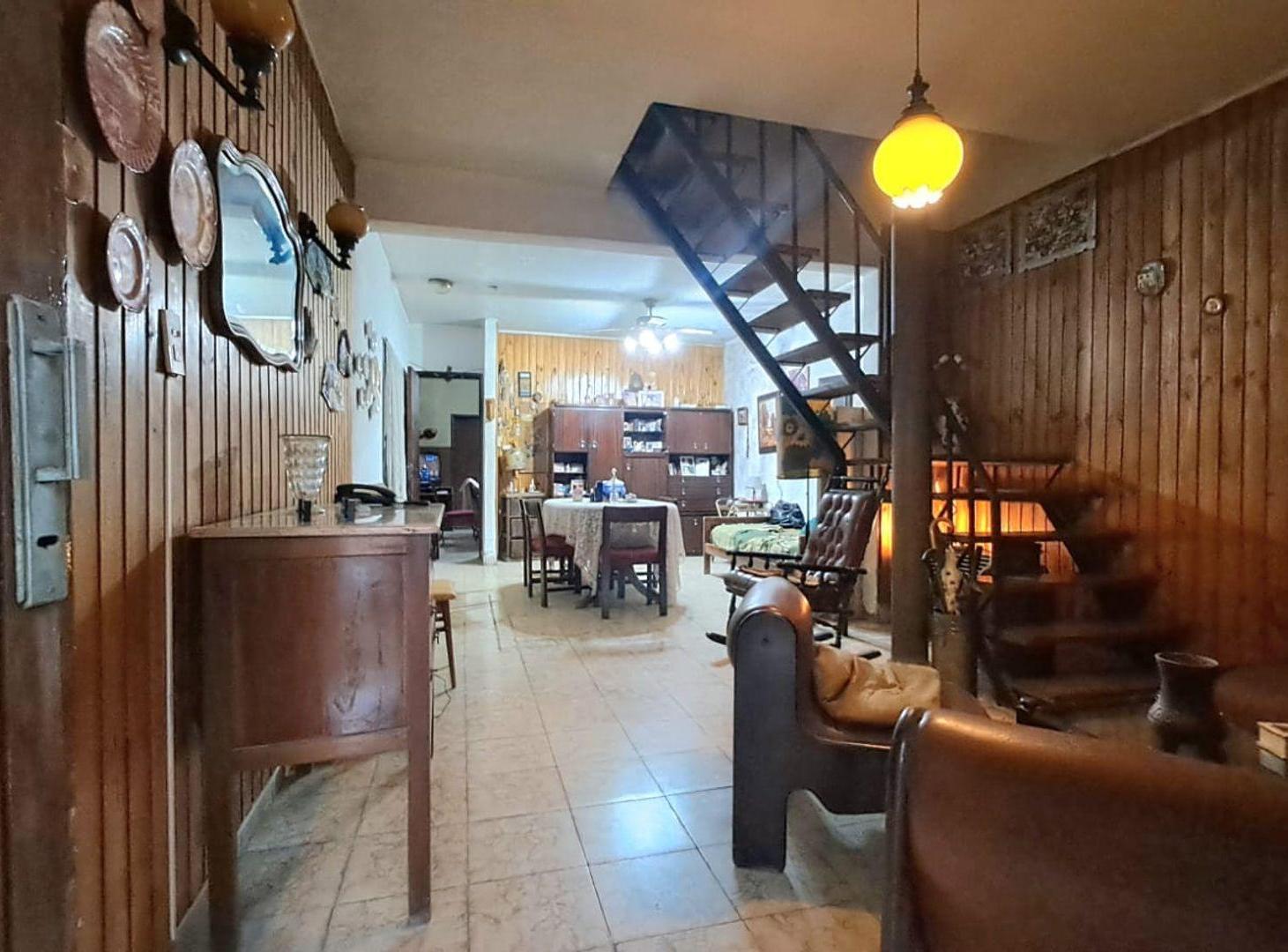 Foto de Casa en Venta La Plata 3 dorm. a Refaccionar, imagen 4
