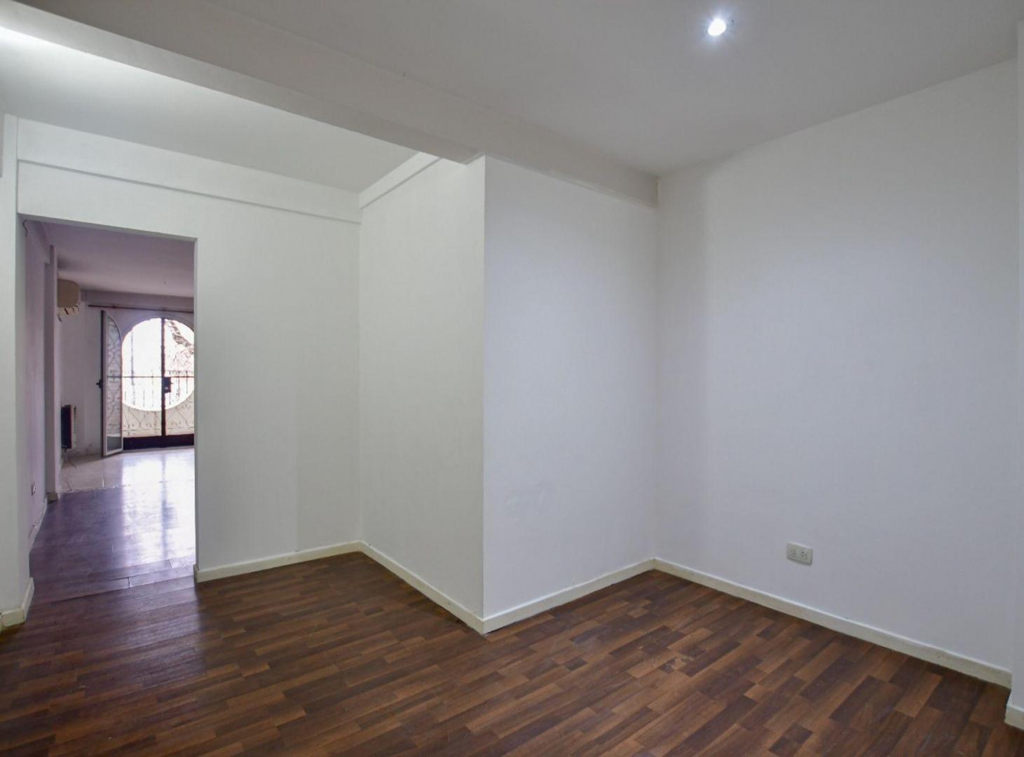 Foto de ALQUILER - 1 DORMITORIO, ESCRITORIO Y COCHERA, imagen 5