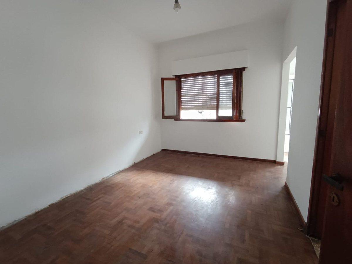Foto de CASA EN VENTA DE 2 DORMITORIOS BERISSO, imagen 5