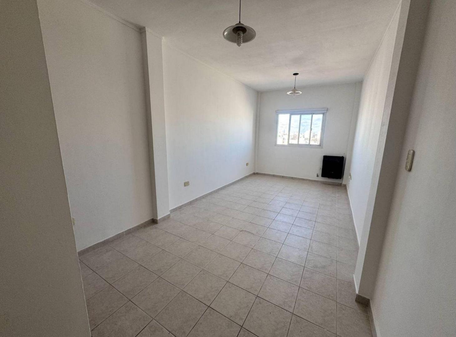 Foto de MONOAMBIENTE EN VENTA LA PLATA - CASCO, imagen 3
