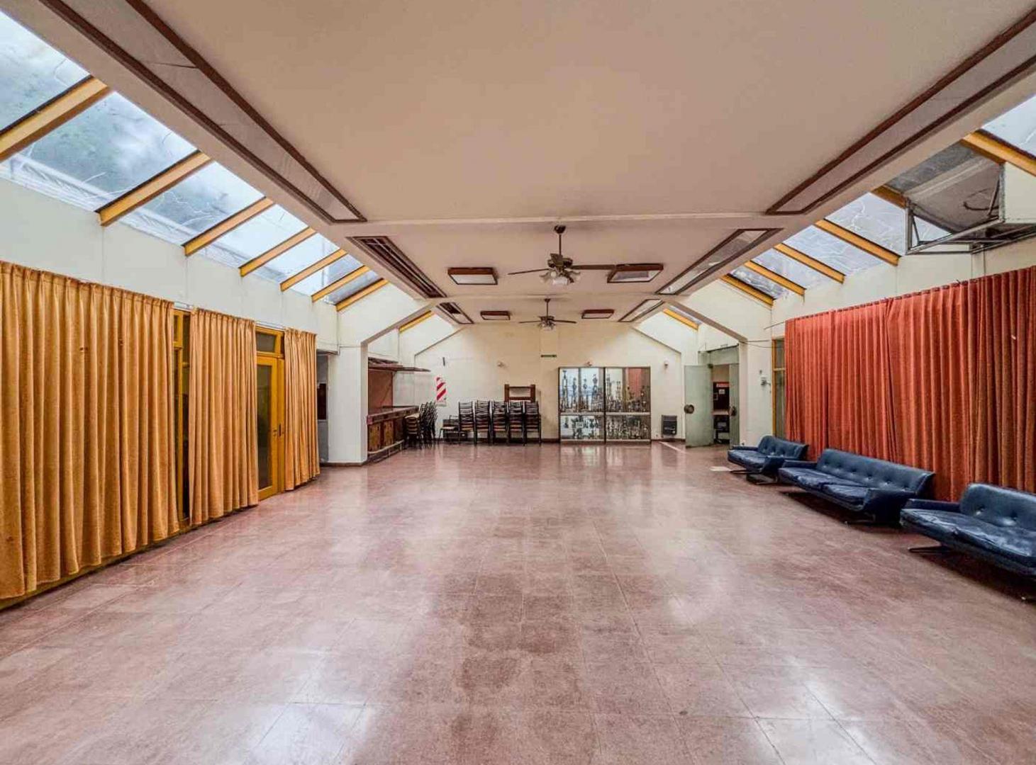 Foto de EDIFICIO COMERCIAL EN VENTA - LA PLATA, imagen 3