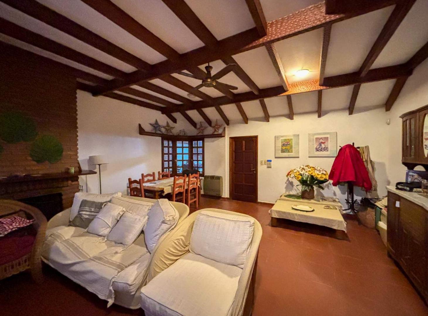 Foto de CASA EN VENTA 2 DORMITORIOS - CITY BELL, imagen 1