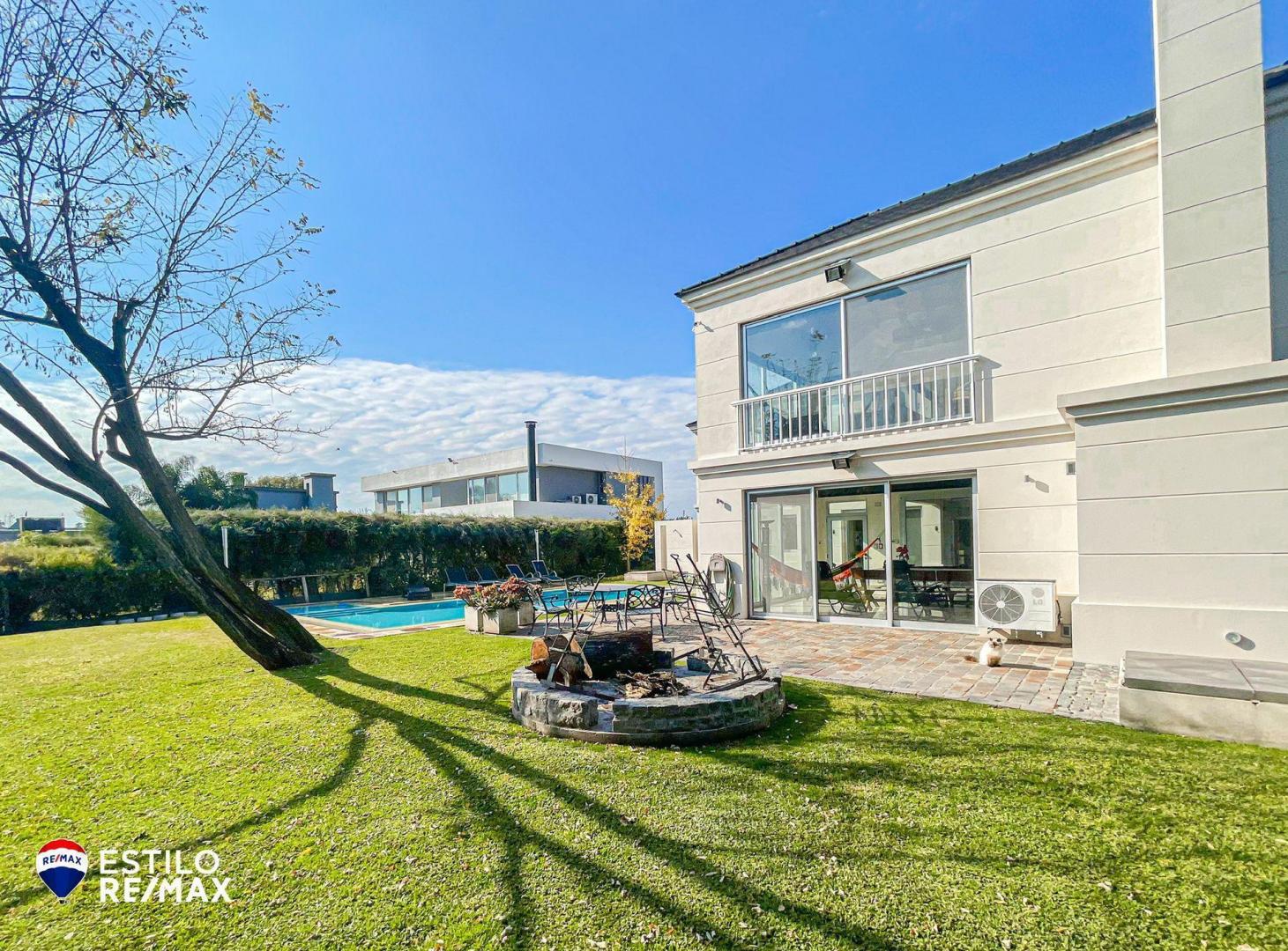 Foto de CASA EN VENTA LOMAS DE CITY BELL, QUINCHO Y PILETA, imagen 2