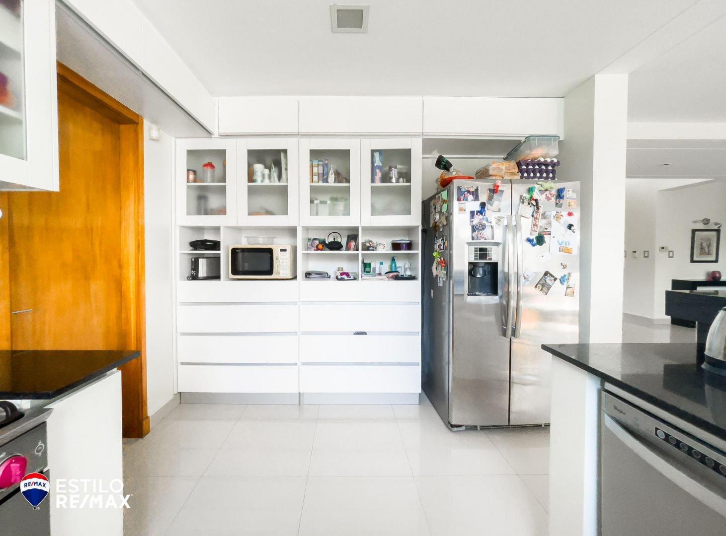 Foto de CASA EN VENTA LOMAS DE CITY BELL, QUINCHO Y PILETA, imagen 1
