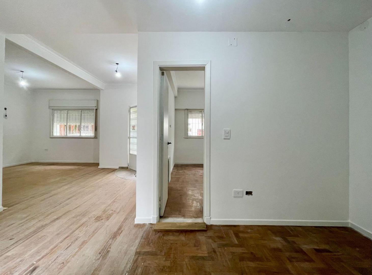 Foto de PH en VENTA, PB, 2 DORMITORIOS Y PATIO, imagen 3