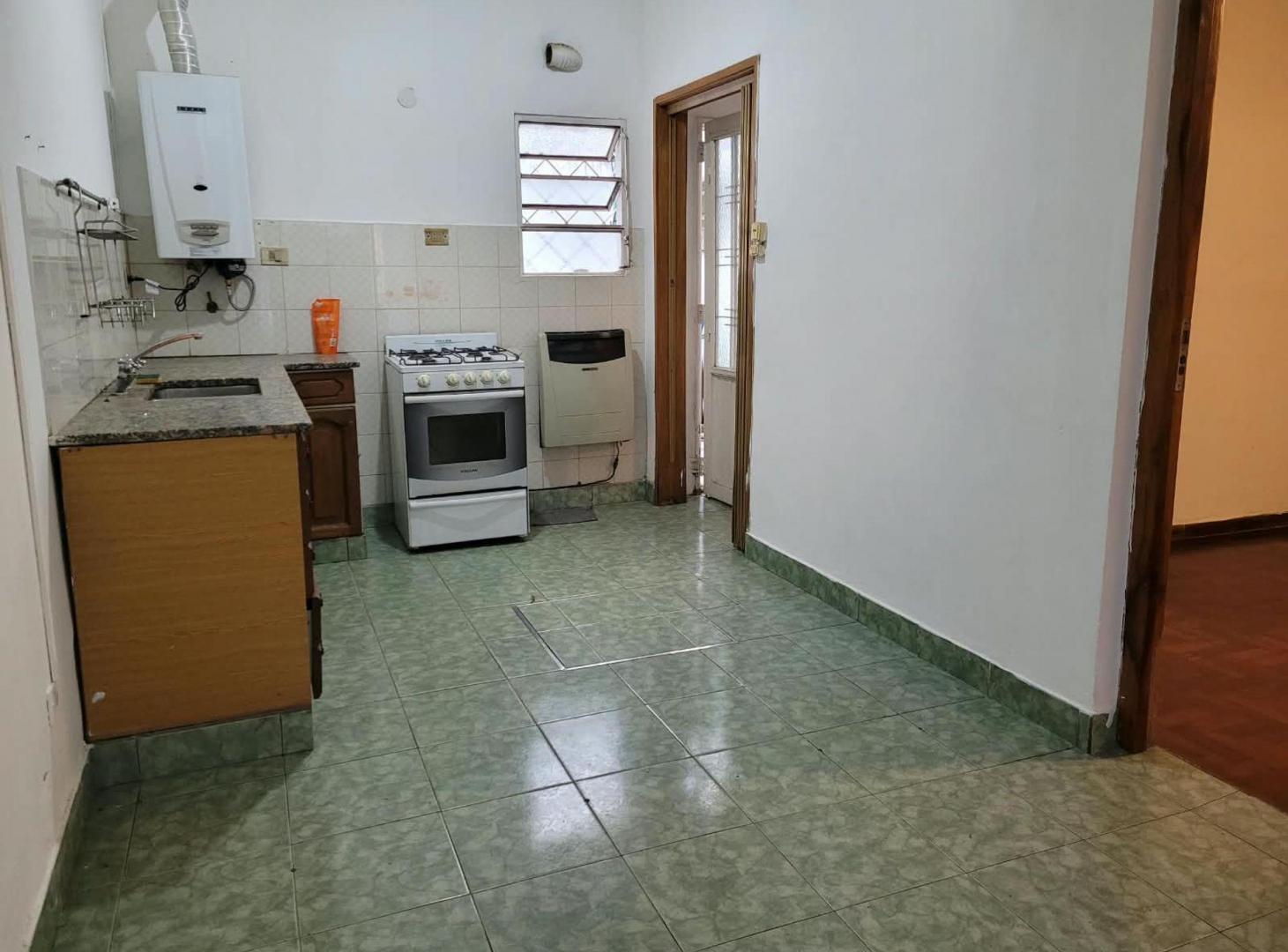 Foto de PH en ALQUILER de 1 DORMITORIO en LA PLATA, imagen 1